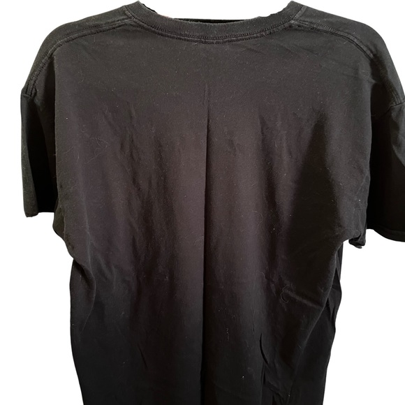 T-shirt -Lake Lure Inn Ghost Hunter - Picture 2 of 3